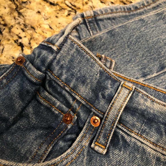 Abercrombie and Fitch The 90’s Straight Ultra High Rise Jeans - Picture 6 of 8